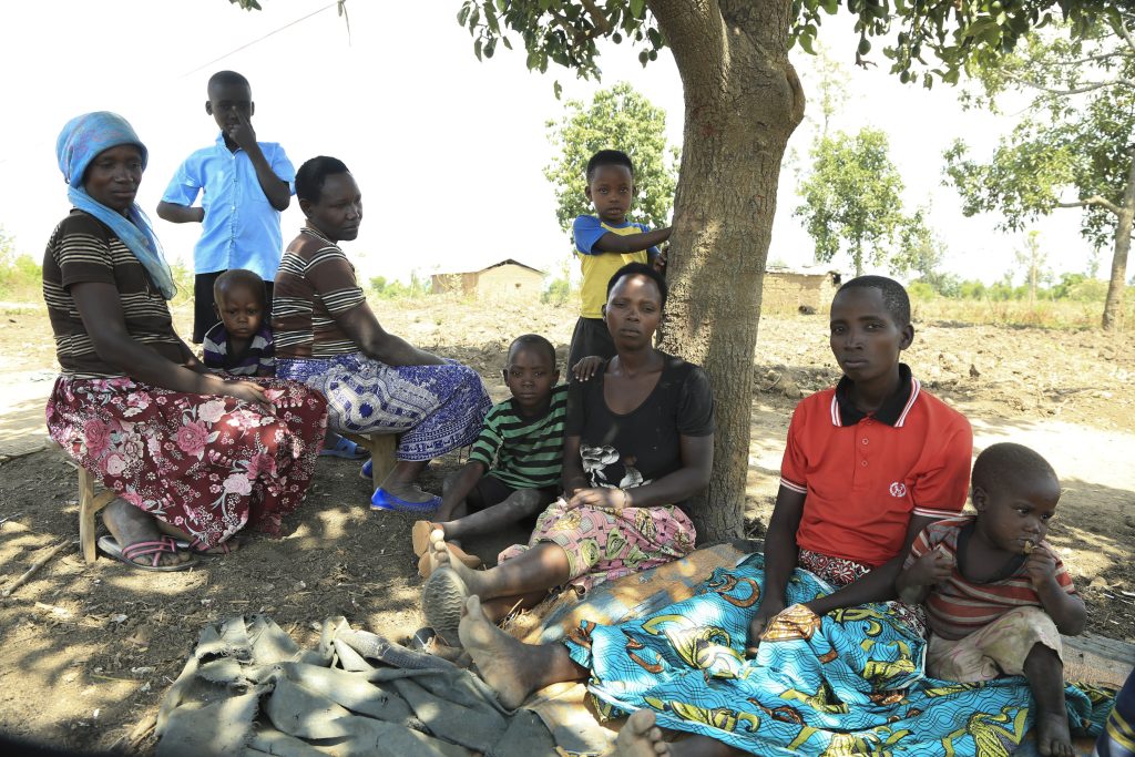 7 Women and their children sit under a tree at Sharita during the dry season on August 22 2018