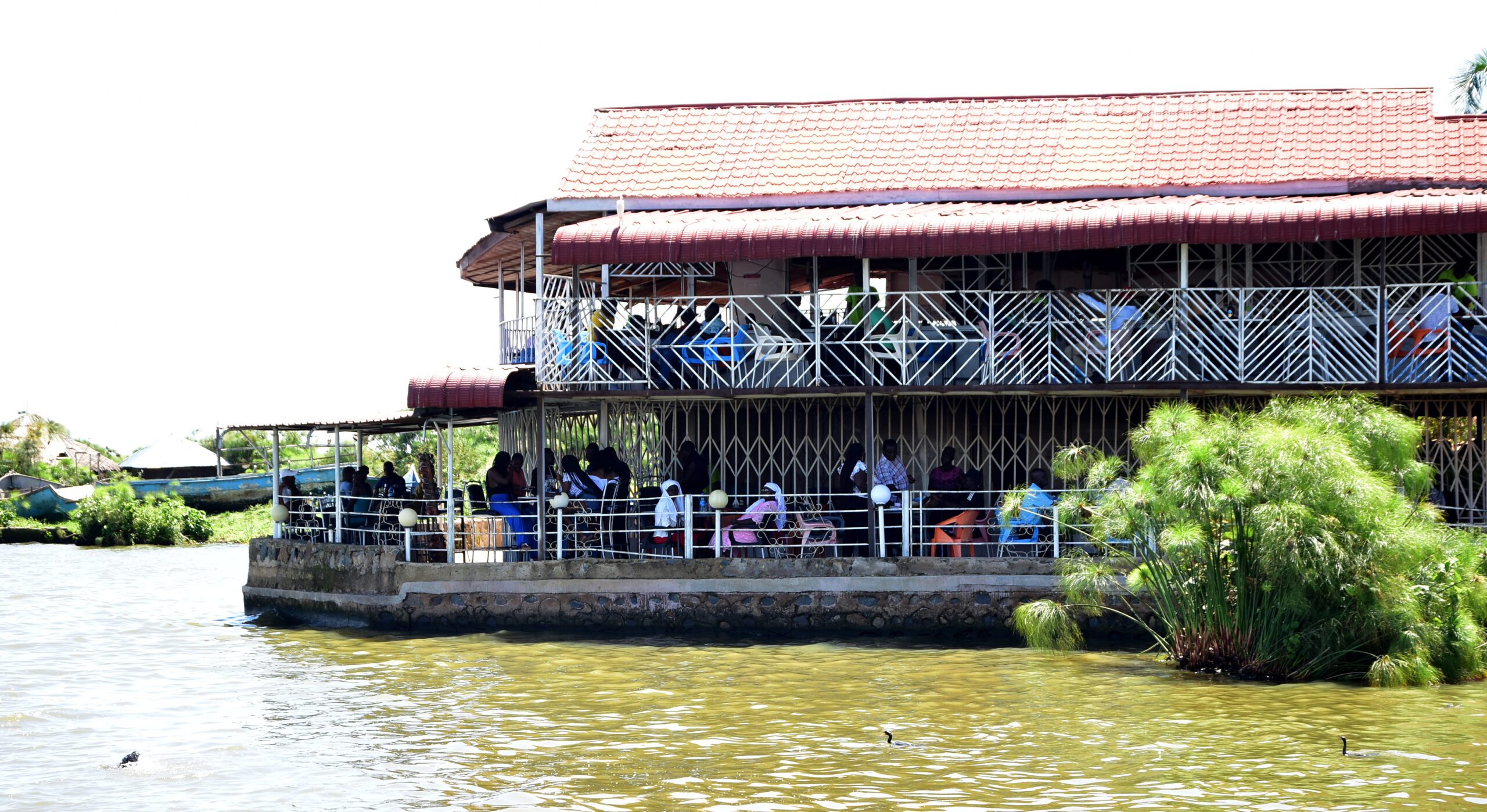 Dunga-beach-eatery